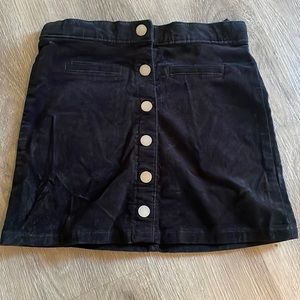 Girls black button up skirt, Childrens place, sz 6/7